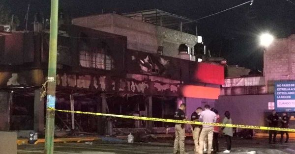 Incendia Oxxo en León, Guanajuato tras operativo de seguridad