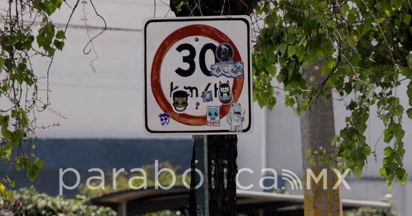 Cancela Eduardo Rivera el programa de cinem&oacute;metros en la capital