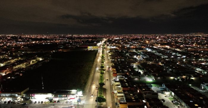 Colocaron 35 nuevas luminarias en la 14 sur