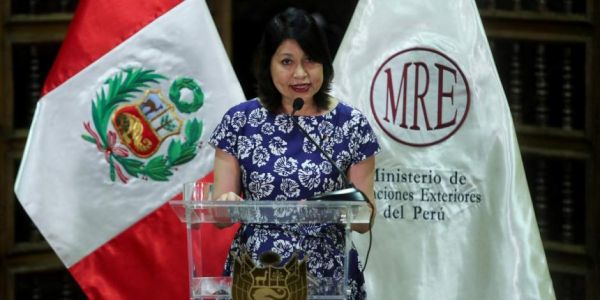 Da Perú 72 horas al Embajador Mexicano para que salga del país