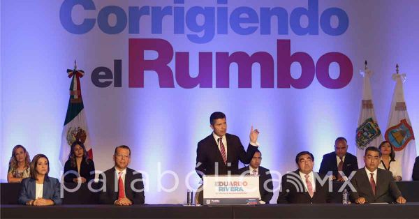 En su informe, Eduardo Rivera habla del futuro ante el panismo del pa&iacute;s