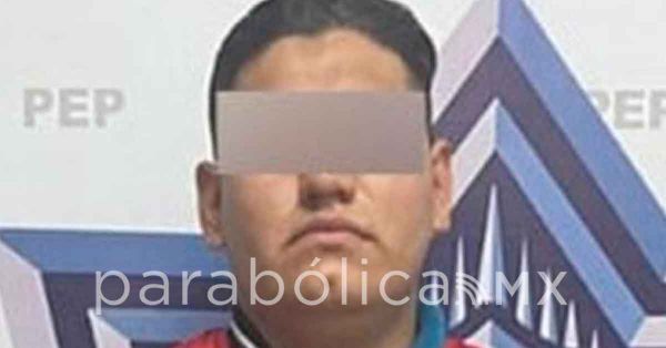 Hallan a sujeto bolsas con marihuana y cristal en Cuautlancingo