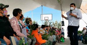 Lleva Armenta apoyos en salud a niños del sur de la capital de Puebla