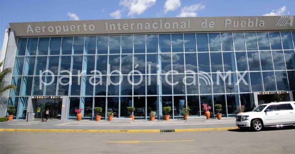 En manos de SCT, proyecto de reconversión del aeropuerto Hermanos Serdán: Barbosa
