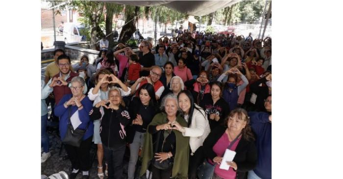 Fortalece Bienestar ahorro familiar con entrega de apoyos alimentarios en la capital