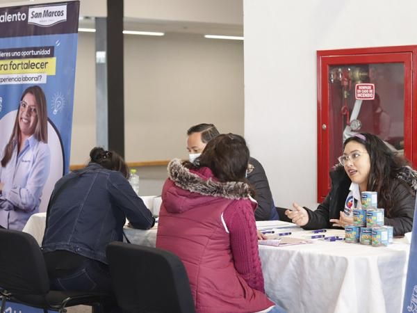 Lleva gobierno de Puebla a Ciudad Modelo Feria de Empleo para Mujeres