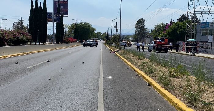 Conductor de camioneta atropella y mata a ciclista en Recta a Cholula