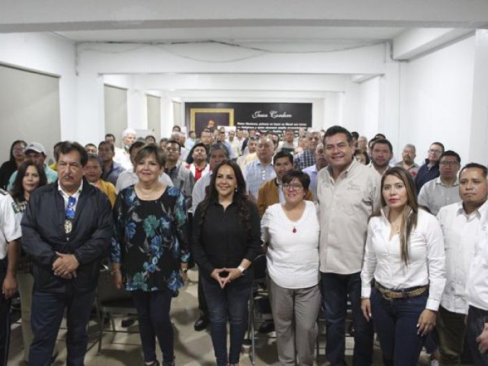 Promueve SMT trabajo conjunto con transportistas de Teziutlán y Zacapoaxtla