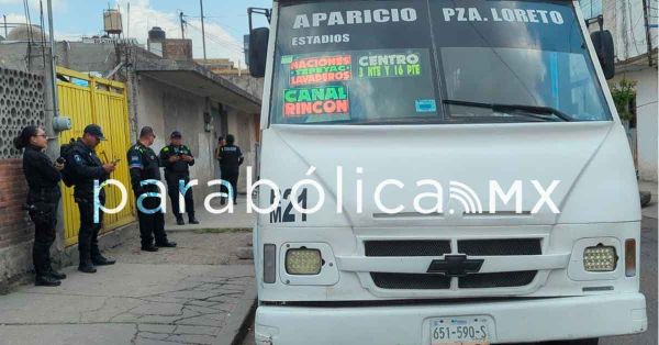 Atracan Ruta M21 y apuñalan a pasajero