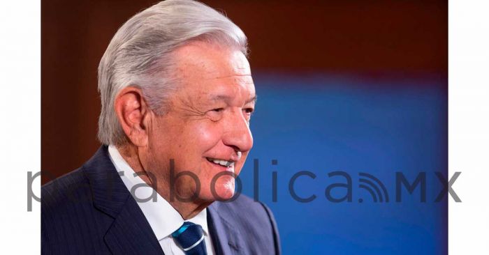 Confirma AMLO acuerdo para pasar operaciones de carga del AICM al AIFA