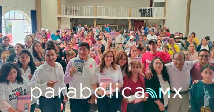 Amplía equipo de Ceci Arellano servicios en jornada de salud en Acajete