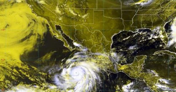 Causa Hilary intensas lluvias en México, ya es huracán categoría 2