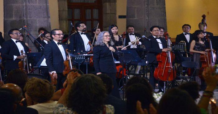 Realizan concierto de gala en el Edificio Carolino