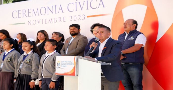 Realizan en San Andrés Cholula ceremonia cívica correspondiente el mes de noviembre