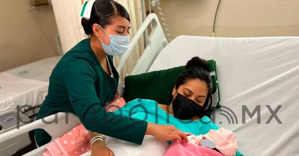 Nace en HGZ No. 5  en Metepec del IMSS Puebla primera bebé en nuevas instalaciones