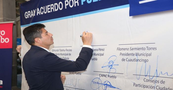 Firma IMPLAN el Gran Acuerdo por Puebla 2050