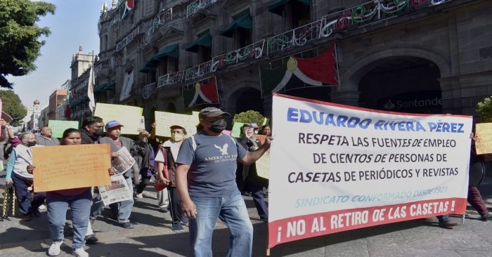 Abandonan voceadores diálogo con Ayuntamiento de Puebla