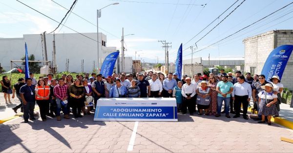 Inauguran adoquinamiento de la calle Emiliano Zapata en Tlaxcalancingo