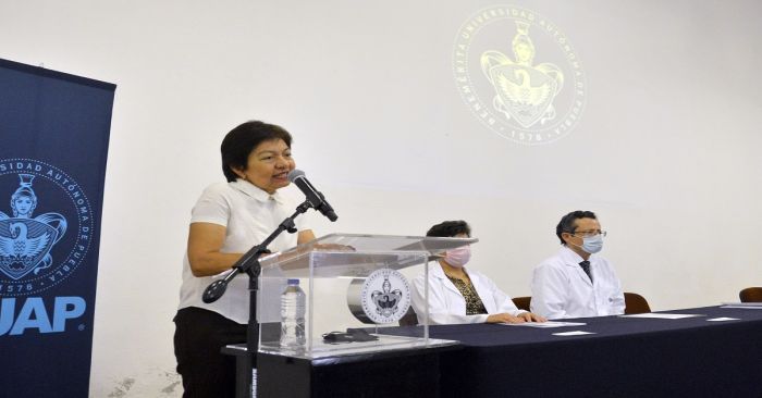 Reconocen labor de la Facultad de Medicina en la BUAP