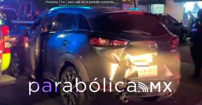 Cae sujeto ebrio tras intentar fugarse en el Bulevar 5 de Mayo