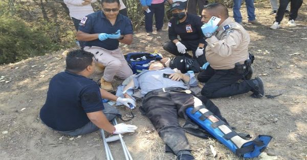 Hay un muerto y un lesionado por la caída de un parapente en Cohuecan