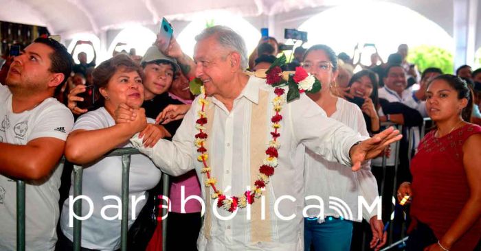 Se trabaja para alcanzar la universalidad en las pensiones del Bienestar en Puebla: AMLO