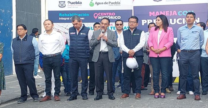 Retiran ambulantes del primer cuadro de la ciudad de Puebla