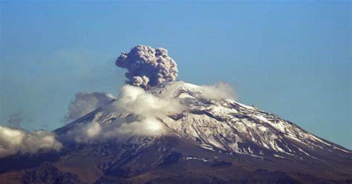 Habrá clases normales en zonas aledañas al Popocatépetl