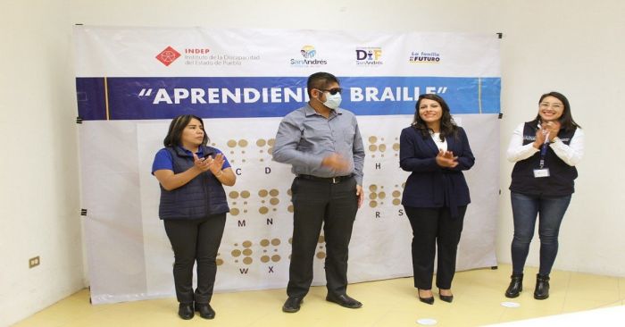 Promueve DIF San Andrés Cholula inclusión a través de curso de braille