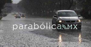 Sorprenden lluvias dominicales a la capital