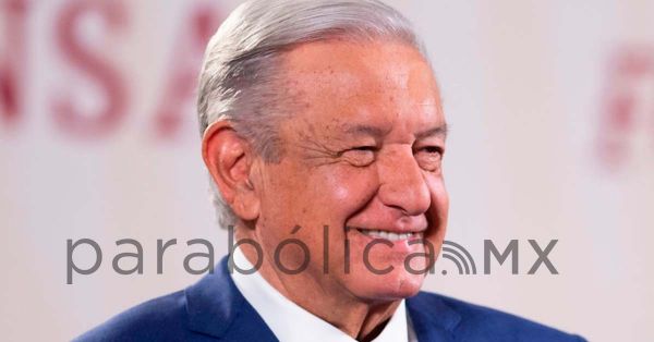 Niega L&oacute;pez Obrador supuesto sueldo de 405 mil pesos mensuales