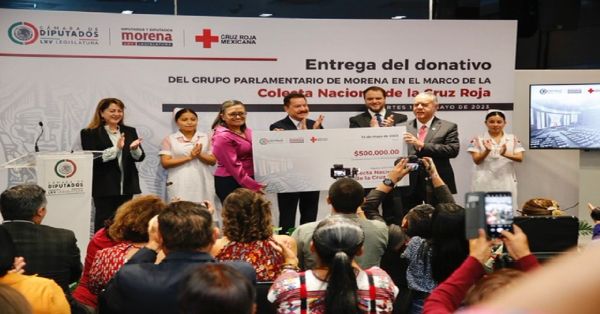 Entrega Grupo Parlamentario de Morena donativo a la Cruz Roja