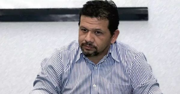 Acusan a Erick Salgado por violencia familiar