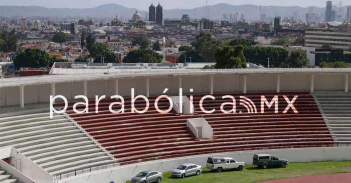 Sigue la rehabilitación en el Estadio Olímpico Zaragoza