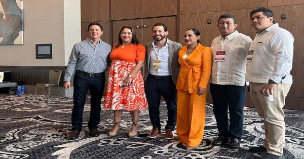 Promociona gobierno estatal a Puebla en World Travel Expo 2023 de Miami