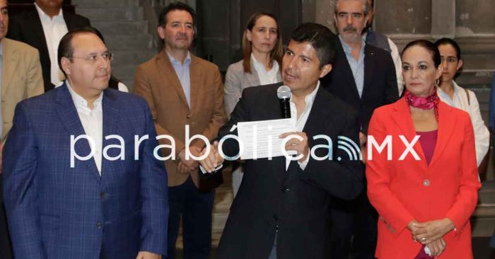 Enfatiza Eduardo Rivera que Myriam Arabián permanecerá en el cargo