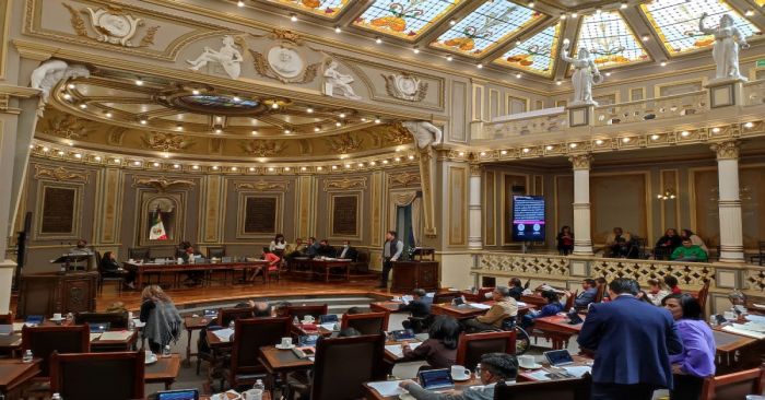 Realizan diputados reordenamiento en la integración de comisiones y comités