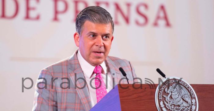 Presenta Profeco precios del combustible en México