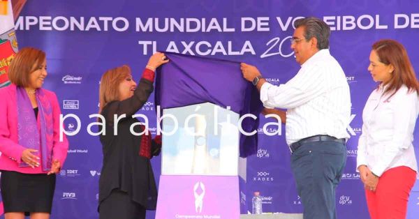 Preside Sergio Salomón el “Trophy Tour” del Campeonato de Voleibol de Tlaxcala