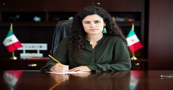 Felicita gobernador de Puebla a Luisa María Alcalde nueva titular de Segob