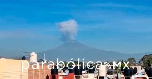 Detectan 3 explosiones importantes en el volcán Popocatépetl