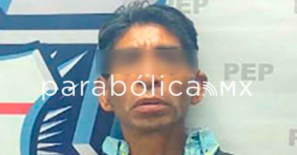 Lo atrapan robando autopartes en Barrio de Analco