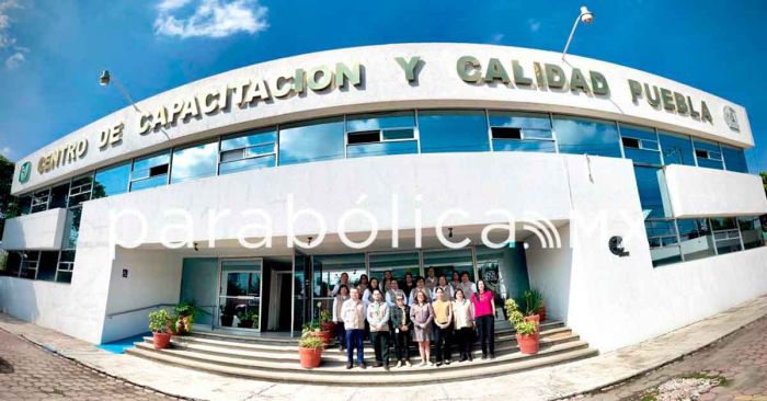 Capacitan a directivos del IMSS Puebla para fortalecer promoción de prestaciones sociales