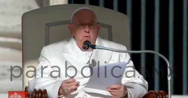 Ingresa papa Francisco al hospital por una infección respiratoria