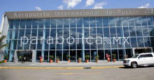 Suspenden actividades en el aeropuerto de Huejotzingo por caída de ceniza