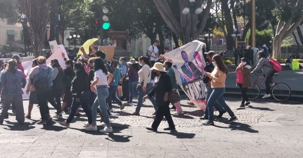 Protestan vecinos del sur de la ciudad ante la falta de atención de obras y servicios