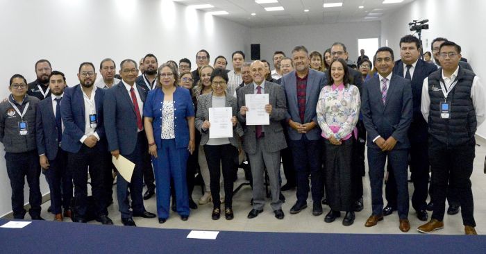 Firma BUAP convenio con la FROC-Conlabor Puebla