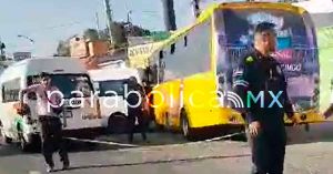 Deja 10 lesionados carambola del transporte público en Carmen Serdán