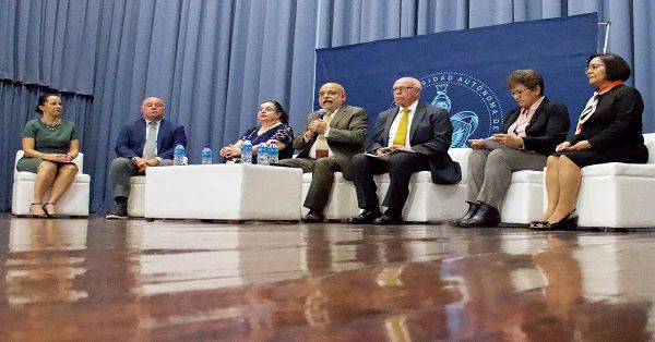 Analizan en la BUAP el “Fortalecimiento de la Partería en México”