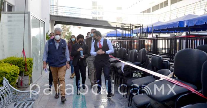 Supervisa Rectora Lilia Cedillo obras de remodelación en la Facultad de Medicina